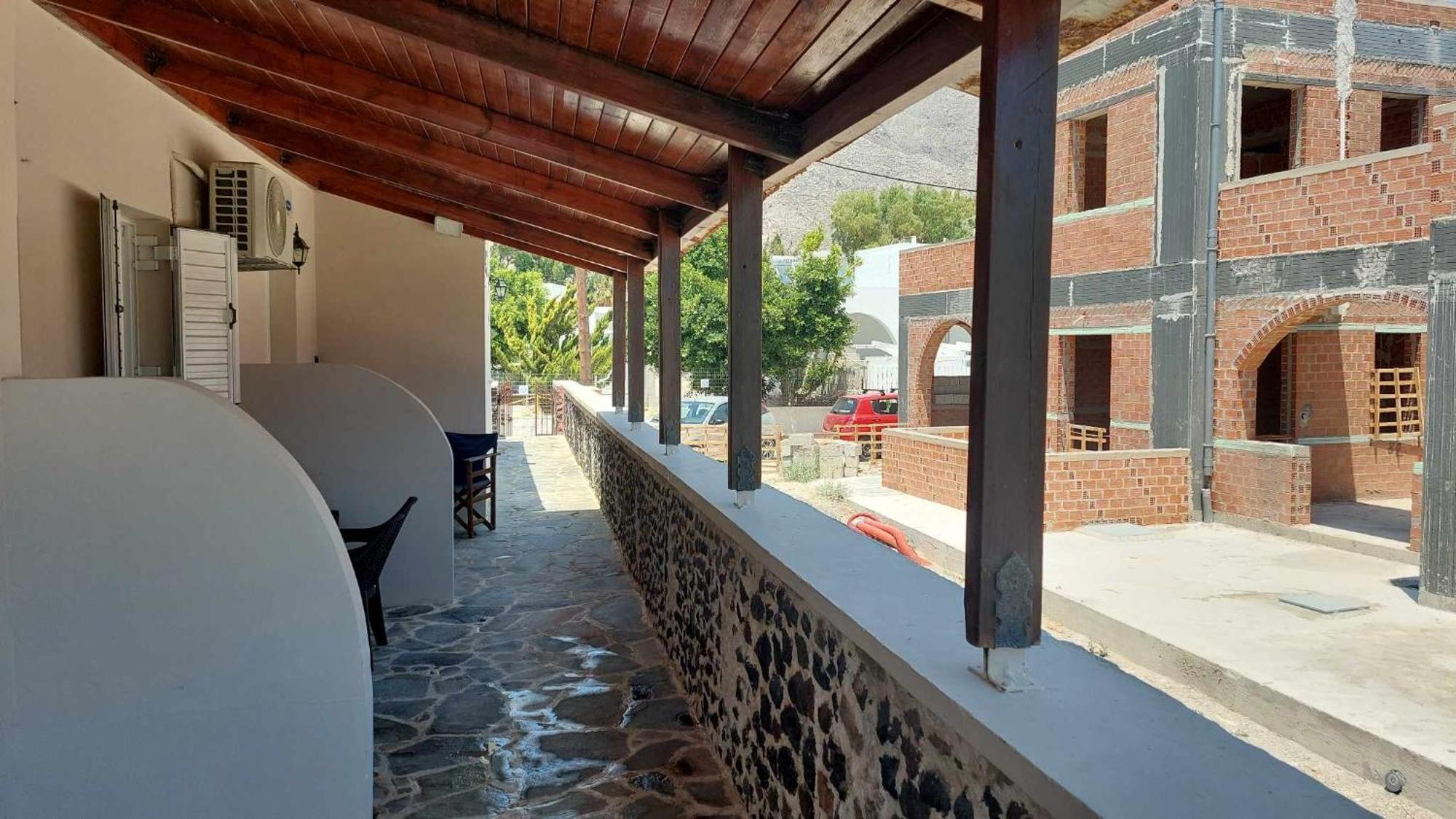Anezinas Place Apartment Perissa  Bagian luar foto